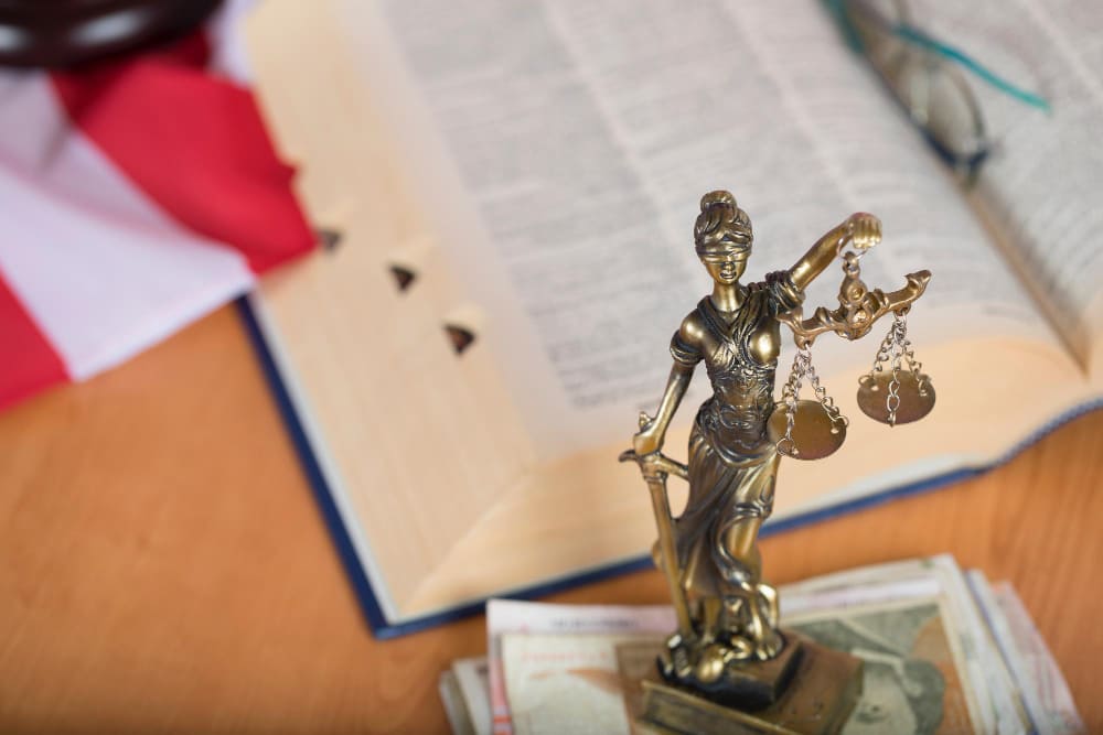 Derecho Constitucional y Administrativo